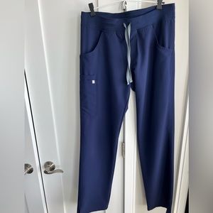 Small Tall Navy Figs